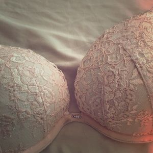 VS Pink lace pushup bra